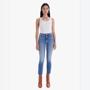 Mother The Looker High Waisted Ankle Fray skinny jeans size 26. Hey Sun!